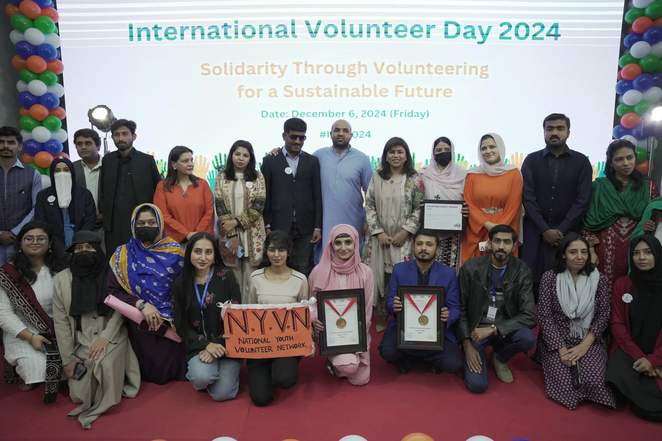 Volunteer2